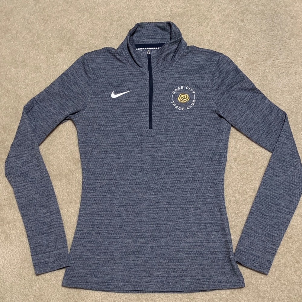 Nike Women's Heathered Gray Long Sleeve Top